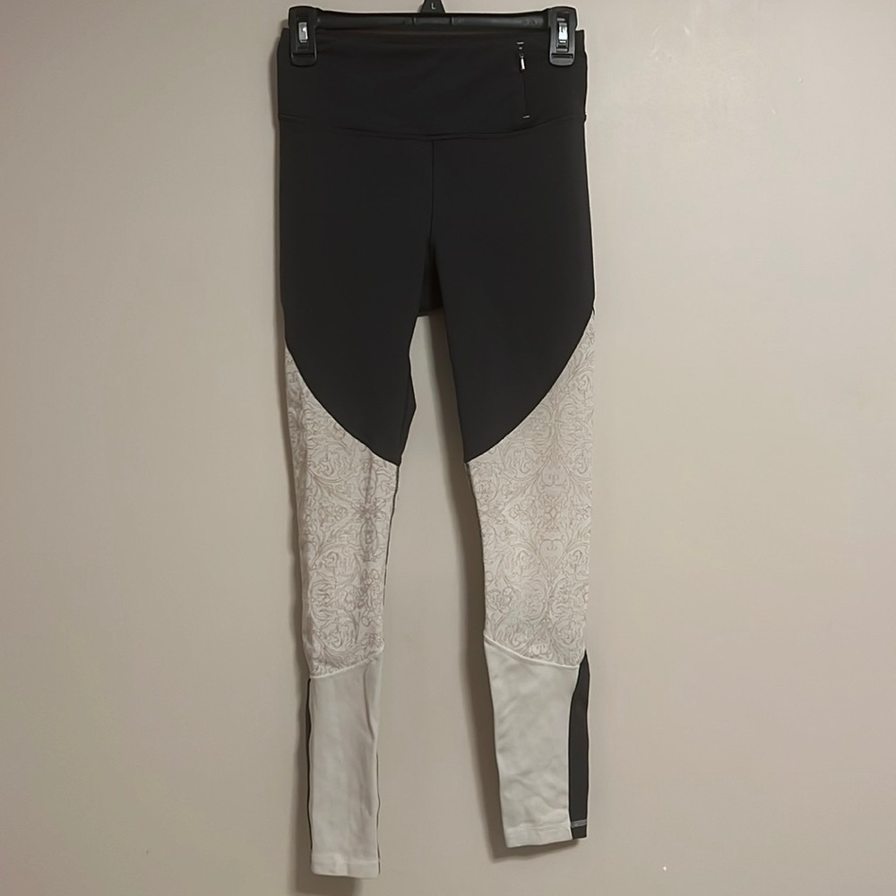 Calia Leggings Carrie Underwood Exercise Yoga Gym Workout XS Running‎ Walking